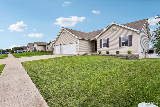 213 Fredde Drive, Wentzville, MO 63385