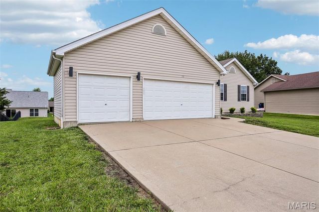 213 Fredde Drive, Wentzville, MO 63385