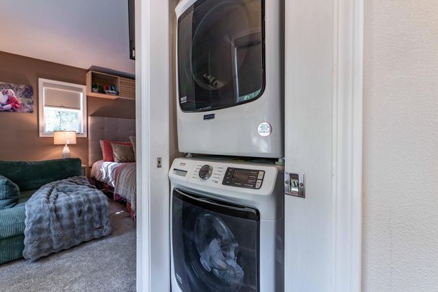 322 3rd Avenue SE, Pelican Rapids, MN 56572