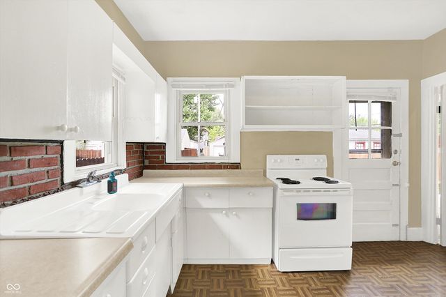 626 N Riley Avenue, Indianapolis, IN 46201