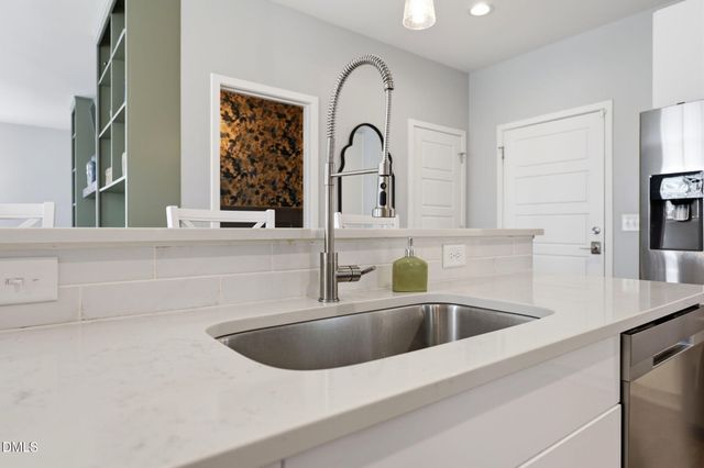 533 Bragg Street, Raleigh, NC 27610
