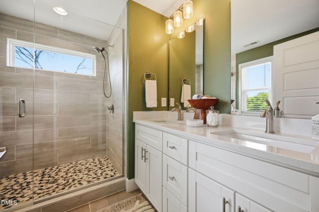 533 Bragg Street, Raleigh, NC 27610