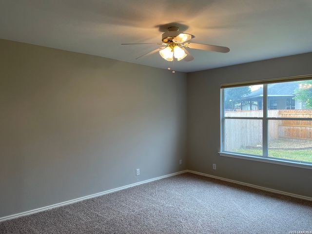 217 ROADRUNNER AVE, New Braunfels, TX 78130