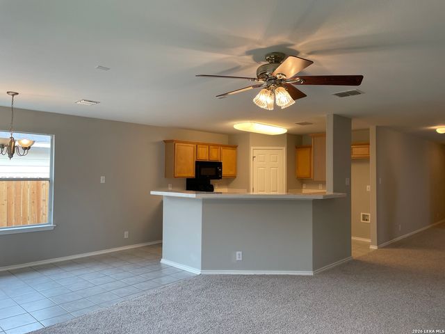 217 ROADRUNNER AVE, New Braunfels, TX 78130