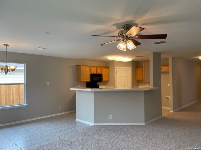 217 ROADRUNNER AVE, New Braunfels, TX 78130