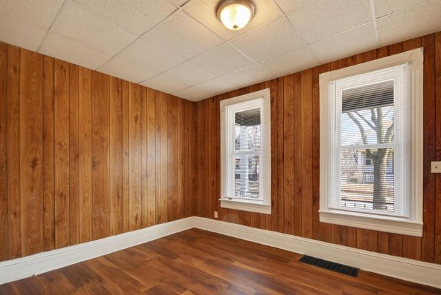 3529 N 11th STREET, Milwaukee, WI 53206