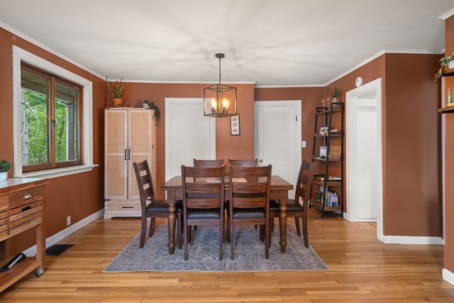 69R Eastern Ave, Woburn, MA 01801