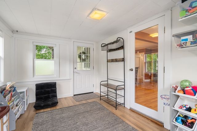 69R Eastern Ave, Woburn, MA 01801