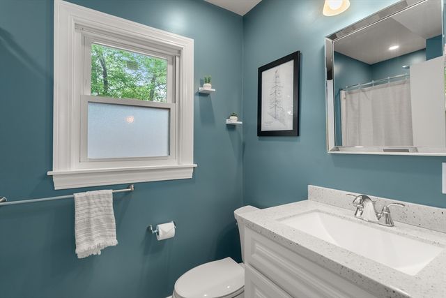 69R Eastern Ave, Woburn, MA 01801