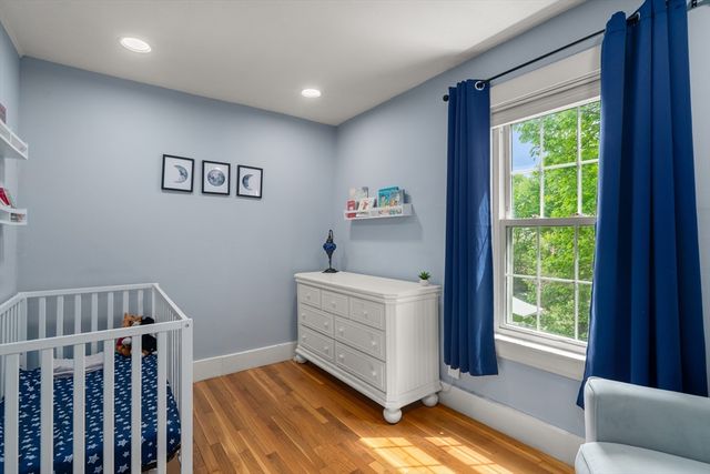 69R Eastern Ave, Woburn, MA 01801