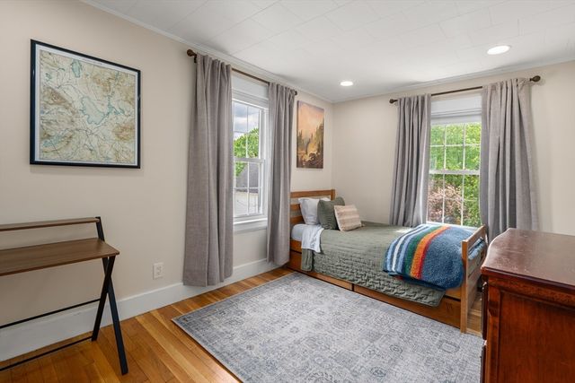 69R Eastern Ave, Woburn, MA 01801