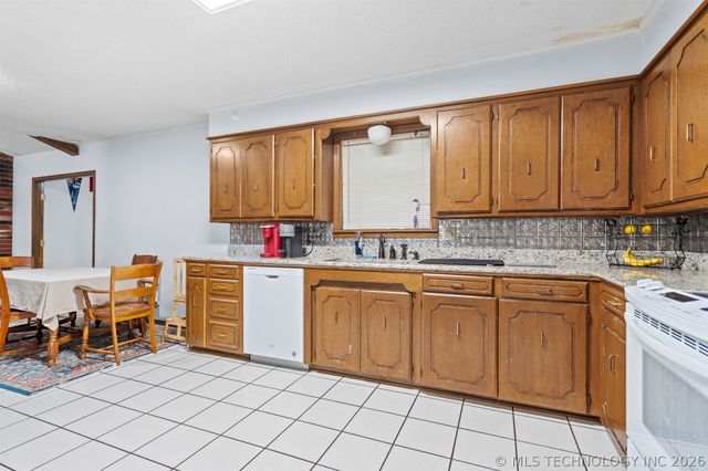 1726 Downing Street, Ardmore, OK 73401