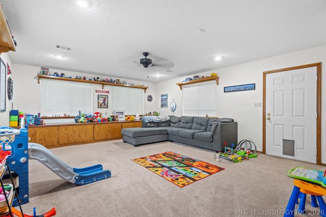 1726 Downing Street, Ardmore, OK 73401