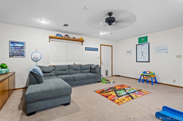 1726 Downing Street, Ardmore, OK 73401