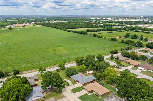 1726 Downing Street, Ardmore, OK 73401