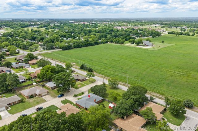 1726 Downing Street, Ardmore, OK 73401