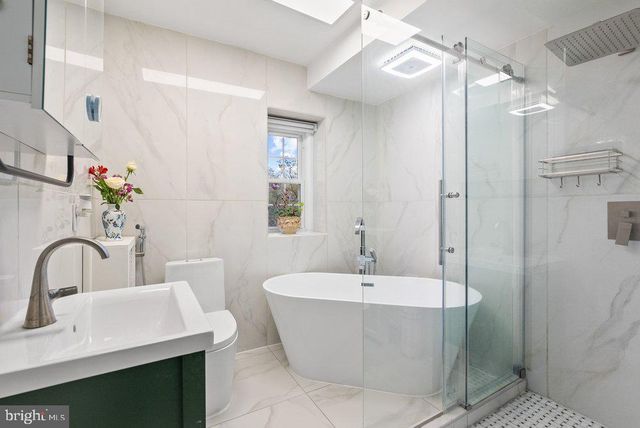 4400 Q ST NW, Washington, DC 20007