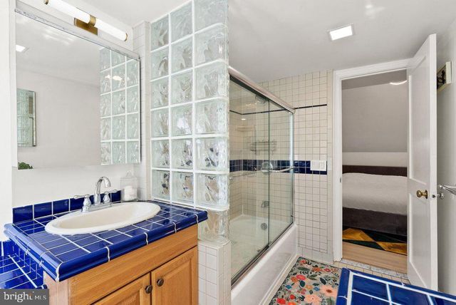 4400 Q ST NW, Washington, DC 20007