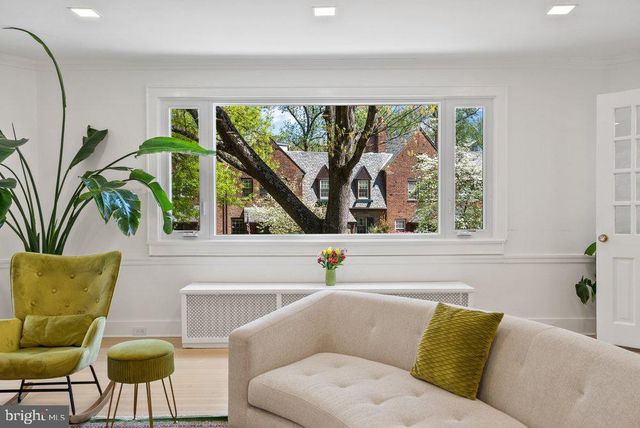 4400 Q ST NW, Washington, DC 20007