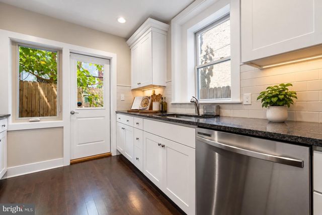 510 MOUNTAIN ST, Philadelphia, PA 19148