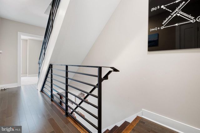 510 MOUNTAIN ST, Philadelphia, PA 19148