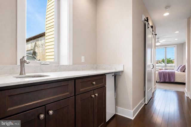510 MOUNTAIN ST, Philadelphia, PA 19148