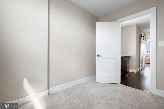 510 MOUNTAIN ST, Philadelphia, PA 19148