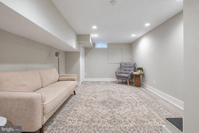 510 MOUNTAIN ST, Philadelphia, PA 19148