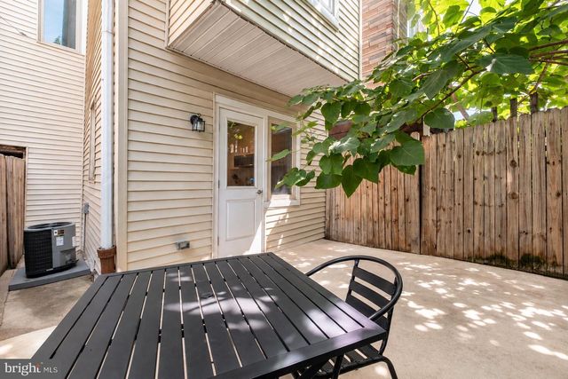 510 MOUNTAIN ST, Philadelphia, PA 19148