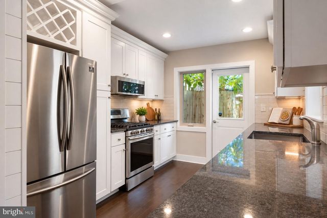 510 MOUNTAIN ST, Philadelphia, PA 19148