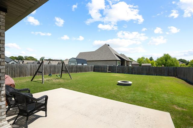 924 Sandra Ln, Jonesboro, AR 72405