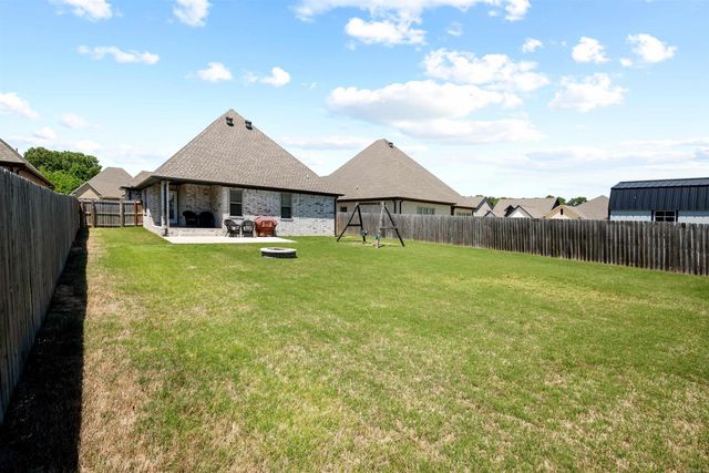 924 Sandra Ln, Jonesboro, AR 72405