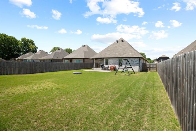 924 Sandra Ln, Jonesboro, AR 72405
