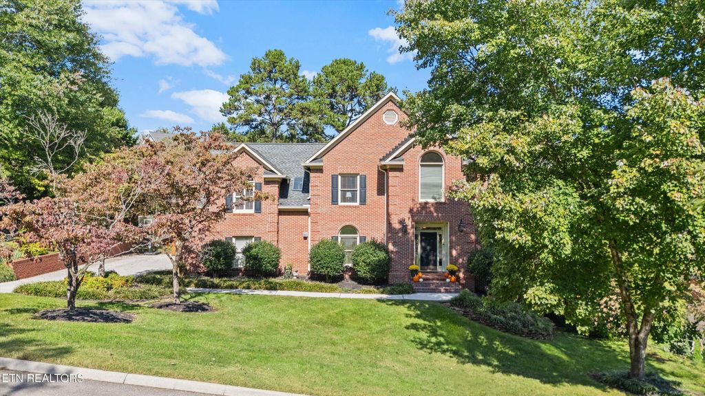 11919 Burnside Place, Knoxville, TN 37934