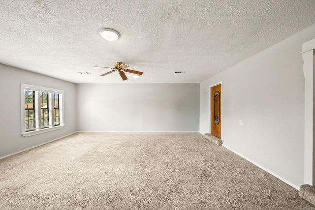 19 Hightrail Drive, Maumelle, AR 72113