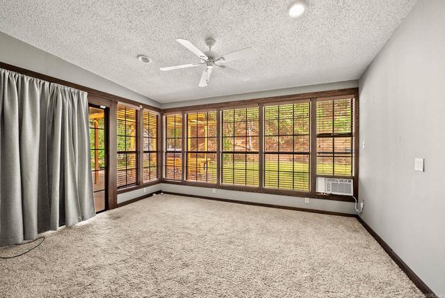 19 Hightrail Drive, Maumelle, AR 72113