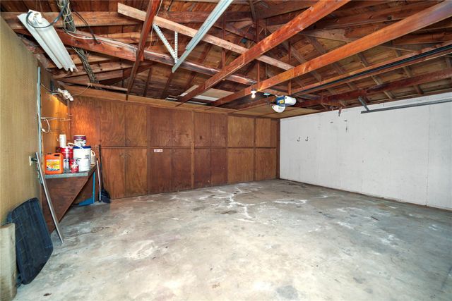 2834 Cotton Stock Dr, Sugar Land, TX 77479