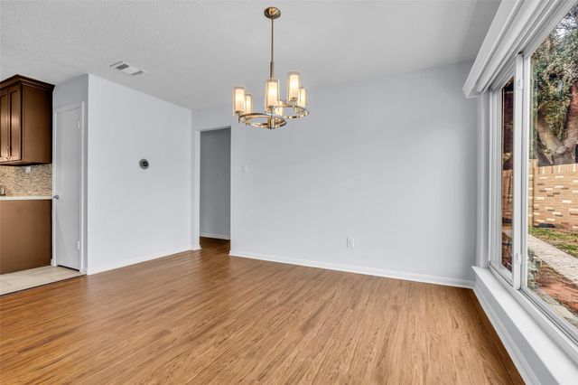 1806 Meadowlocke Lane, Sugar Land, TX 77478