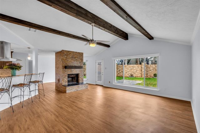 1806 Meadowlocke Lane, Sugar Land, TX 77478