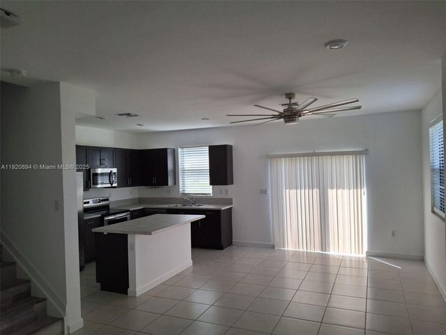 5896 Mustang Mnr, Davie, FL 33314