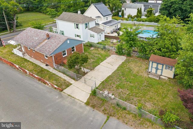 342 WASHINGTON ST, Mt Holly, NJ 08060