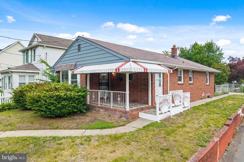 342 WASHINGTON ST, Mt Holly, NJ 08060