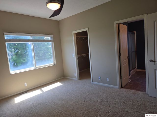 6435 N 149 Street, Omaha, NE 68116
