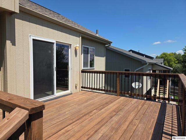 6435 N 149 Street, Omaha, NE 68116