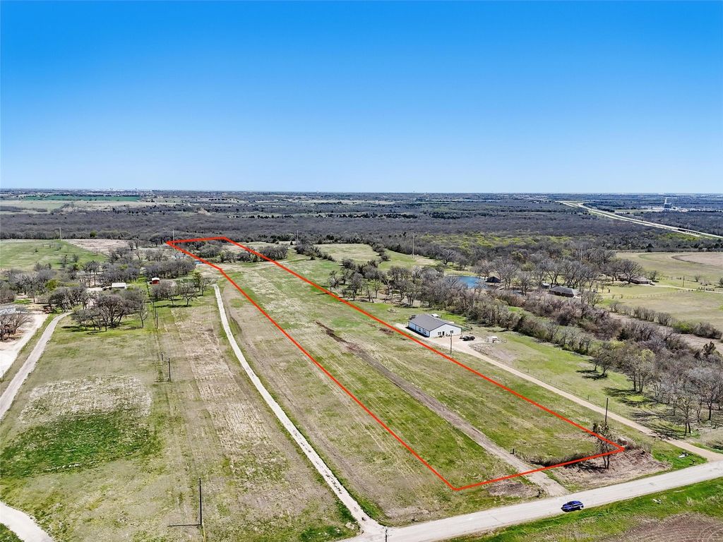 254 Cooke Road N, Ennis, TX 75119