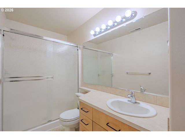 13912 Ne 23RD Ave, Vancouver, WA 98686