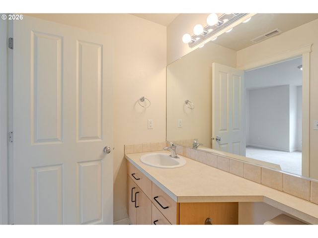 13912 Ne 23RD Ave, Vancouver, WA 98686