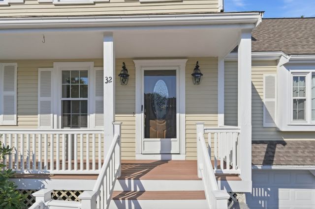 32 Hammersmith, Dr., Saugus, MA 01906