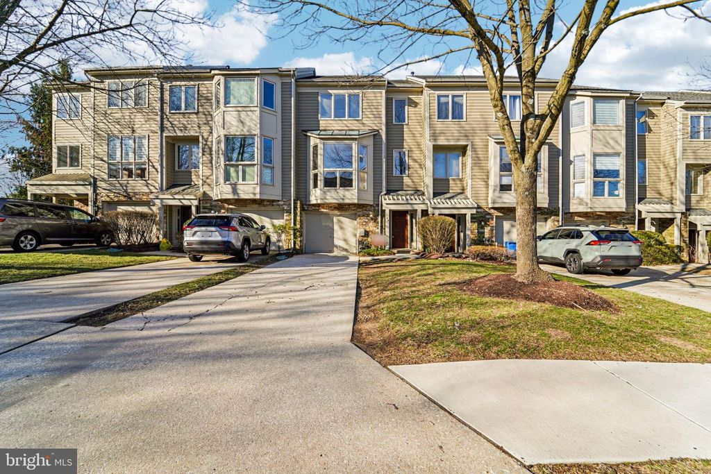 104 LANCEFIELD RD, Baltimore, MD 21209