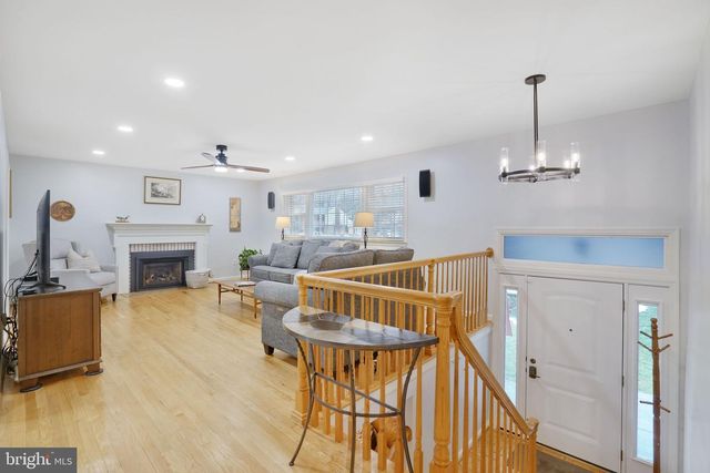 6125 BEECH TREE DR, Alexandria, VA 22310